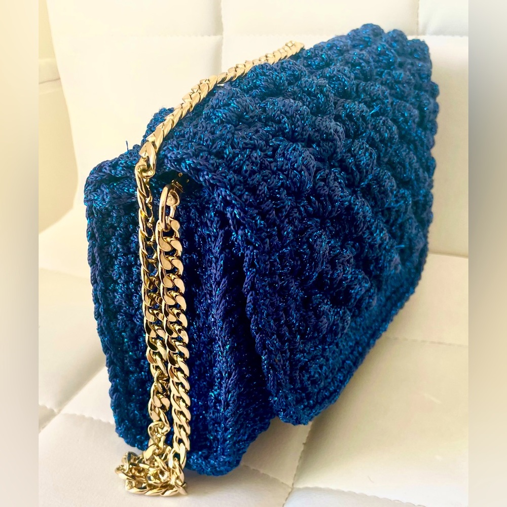 Lenia K stunning handmade woven knitted crochet cross over bag with gold chain